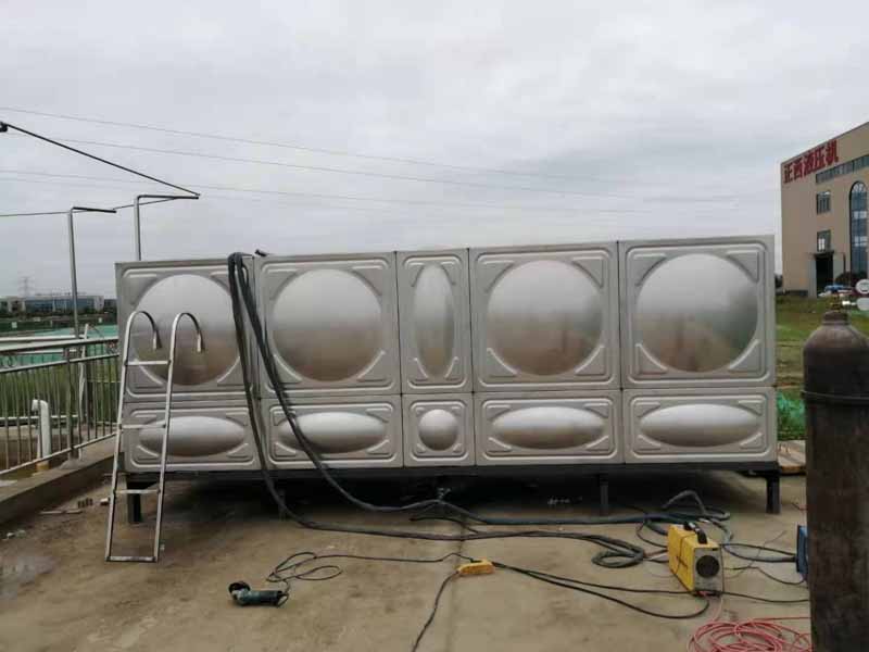 成都清白江10.125立方不锈钢水箱